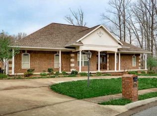 665 Willis Ln, Pea Ridge, AR 72751
