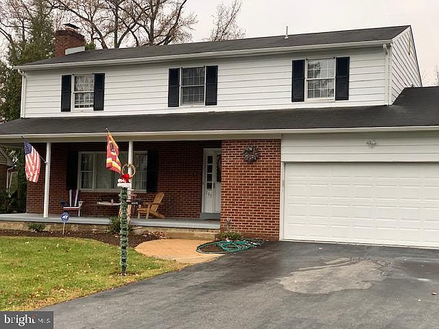 1st image of 135 Dickinson Ln