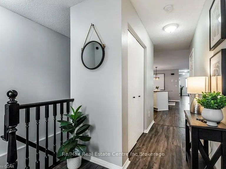 29 Porter Dr — Photo 4