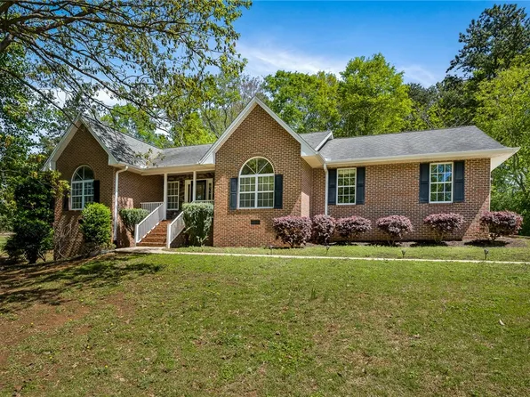 413 Arbor Way, Seneca, SC 29672
