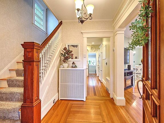 5th image of 24 Hussey St