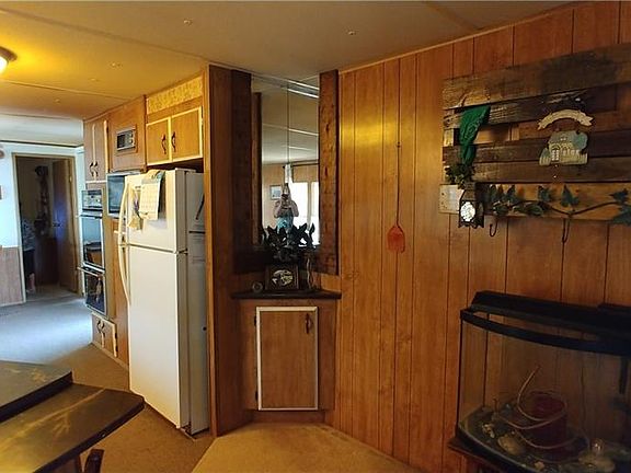 5th image of 1641 Yale Dr