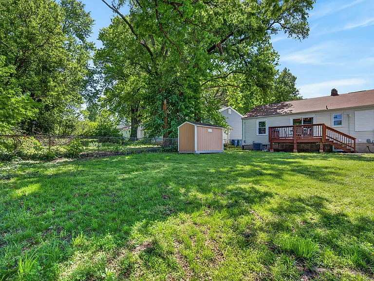 8821 Kendale Dr — Photo 39