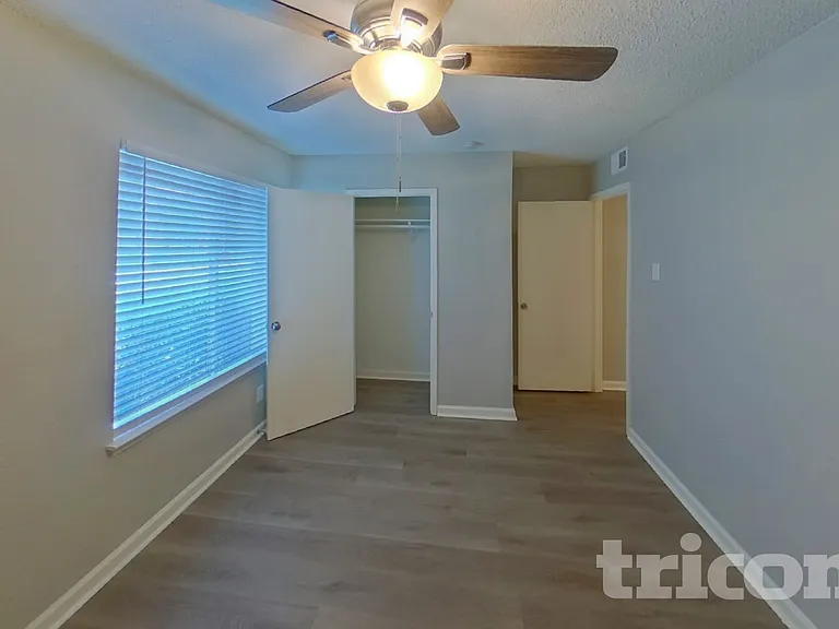 2908 Lemmontree Ln — Photo 9
