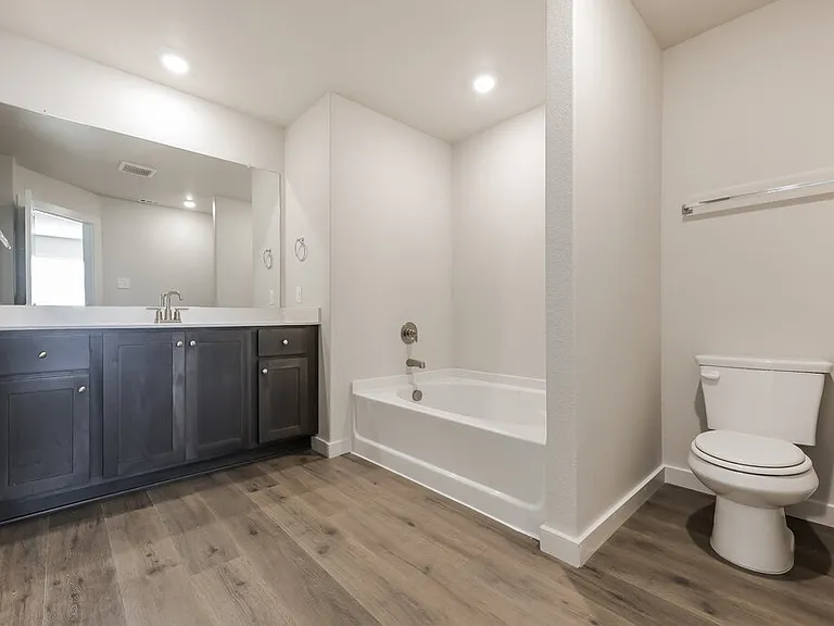 302 Patton Ln — Photo 11