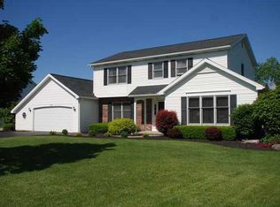 23 Hunting Spg, Rochester, NY 14624