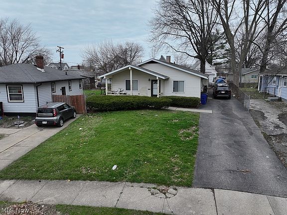 5th image of 11818 Leeila Ave