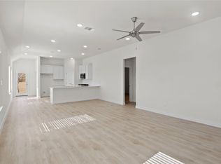 800 Pine Beach Dr, McKinney, TX 75071