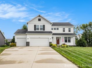 3369 Rosewood St, Hudsonville, MI 49426