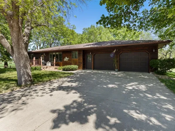 502 N Bruce St, Marshall, MN 56258