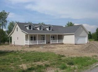 1609 Saddlebrook Ln, Herrin, IL 62948