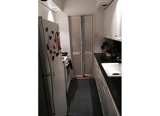 Rented by Warburg | media 11