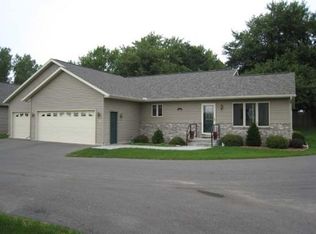 345 N Golf Course Rd, Reedsburg, WI 53959