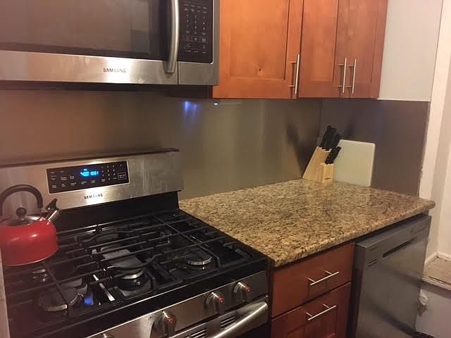 Kitchen - Left View
