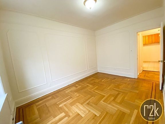 4th image of 25-41 21st St #A2
