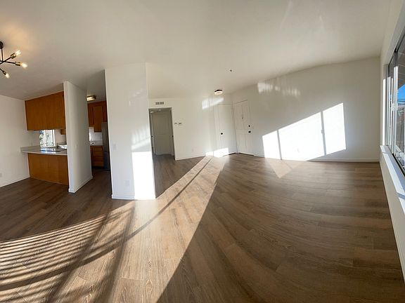 3rd image of 671 5th St W #4