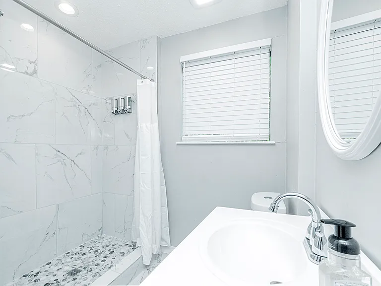 Luxurious Bathroom