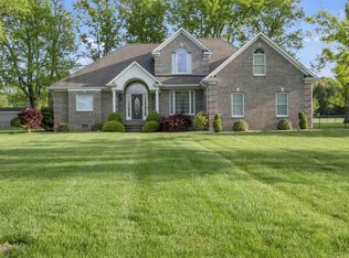 140 Rigelwood Ln, Bowling Green, KY 42101
