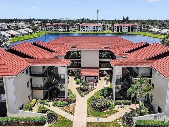 11250 Caravel Cir APT 302, Fort Myers, FL 33908