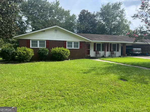 1503 Ridgeway Dr, Vidalia, GA 30474