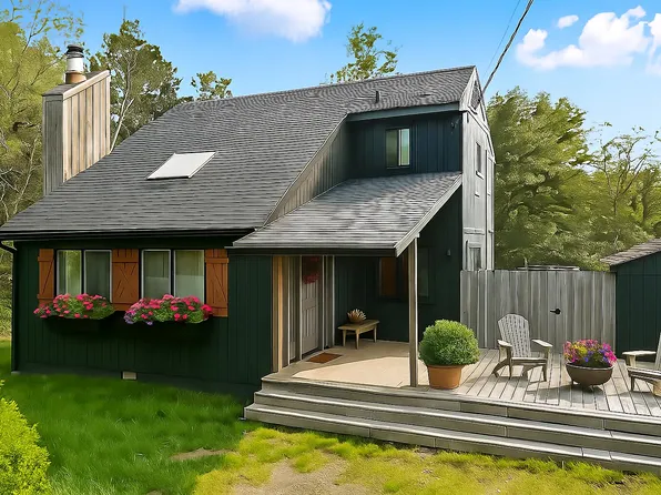 300 Cedar Dr, Long Pond, PA 18334