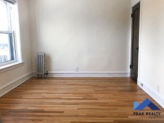 3rd image of 7066 N Ashland Blvd
