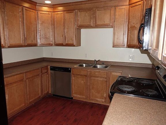 4th image of 5840 Palm Ave