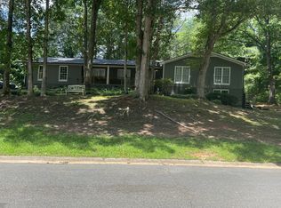 3131 Royal Oak Dr, Marietta, GA 30068