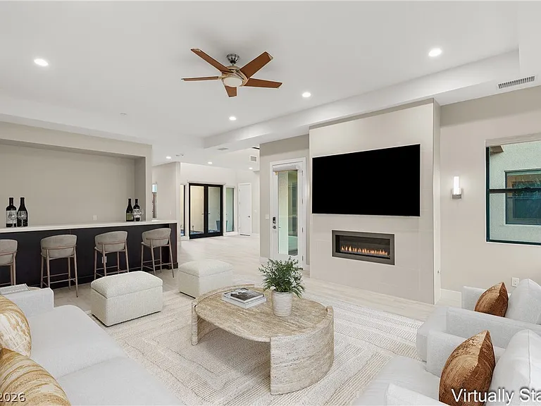 64 Grey Feather Dr — Photo 17