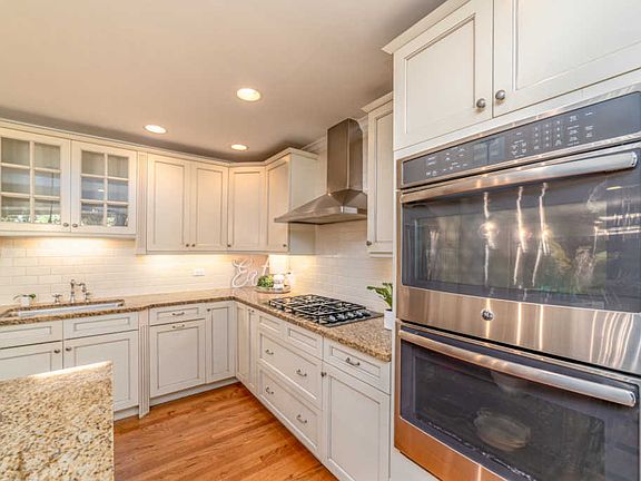 2nd image of 3418 E Mardan Dr