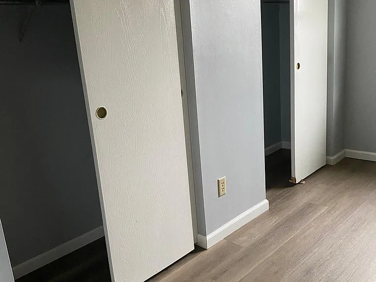 7687 Sweetwood Ct — Photo 13