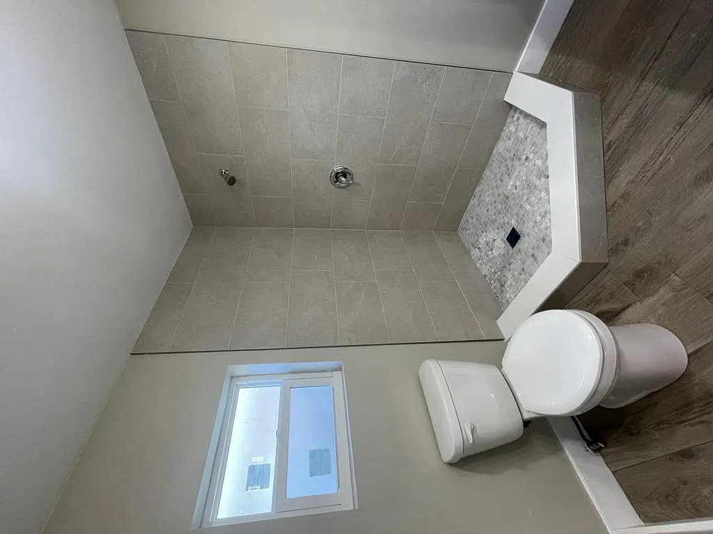 928 Lantana Avenue — Photo 2