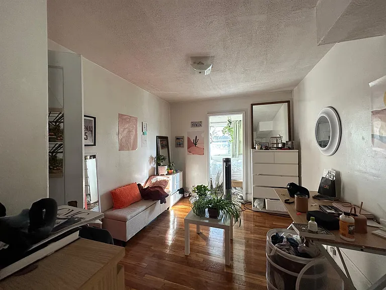 225 Summer St — Photo 9