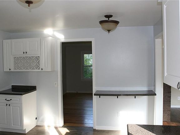 5th image of 21 Dunmow Cres