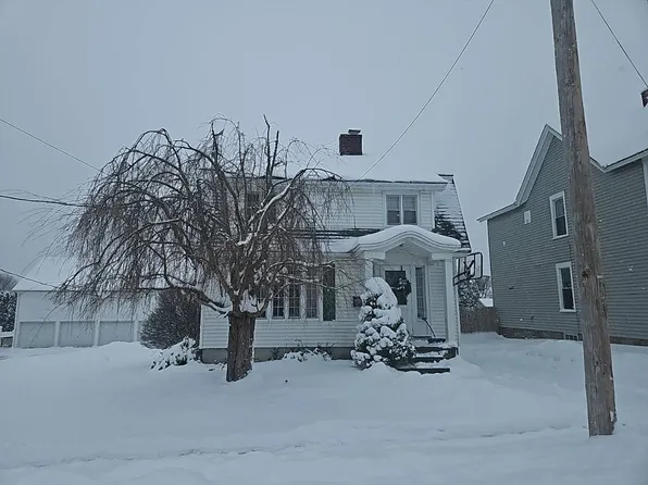 8 Persse Ave, Johnstown, NY 12095