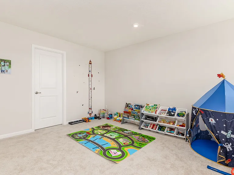 28 Royal Palm Ct #1 — Photo 47