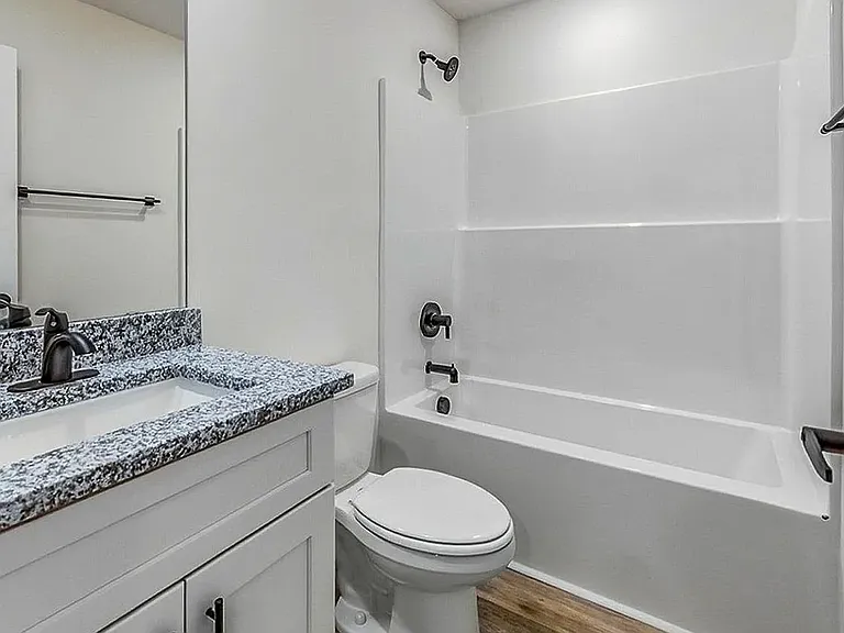 119 Cannon St — Photo 13