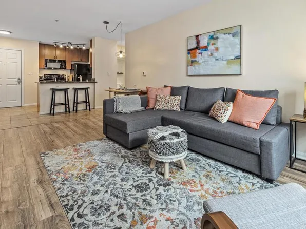 1435 India St Unit 404, San Diego, CA 92101