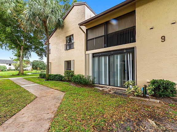 3rd image of 3757 Cocoplum Cir #3567