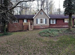 33 Windsor Cir, Thomasville, NC 27360