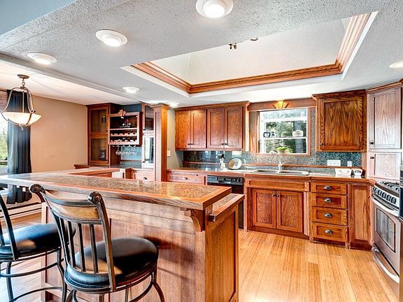 4th image of 2214 Island Dr NW