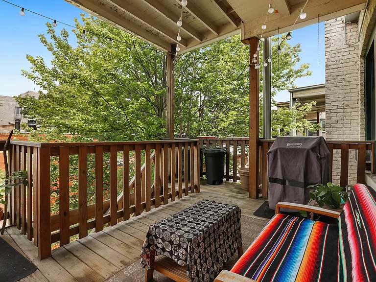 432 W Dickens Ave #3 — Photo 4