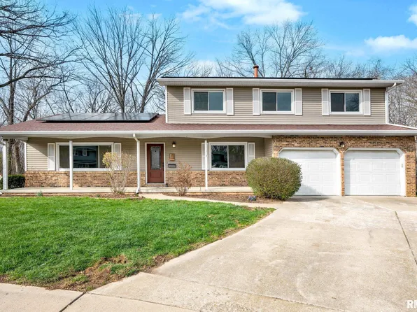 7234 N Crabapple Ct, Peoria, IL 61614