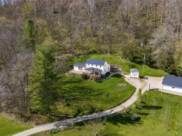 10155 Old River Rd, Blue Rock, OH 43720