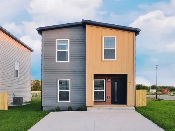 821 Massachusetts Ave, Centerton, AR 72719