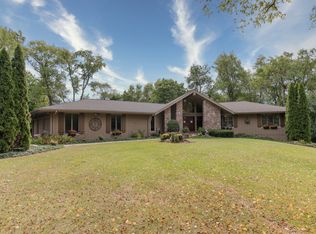 11N060 Johnstown Rd, Elgin, IL 60124