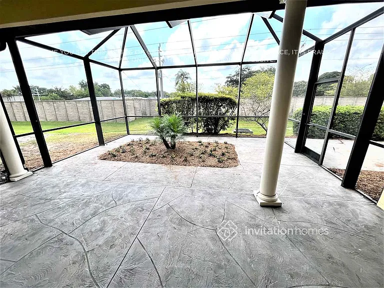 6260 Parmeron Ln — Photo 16