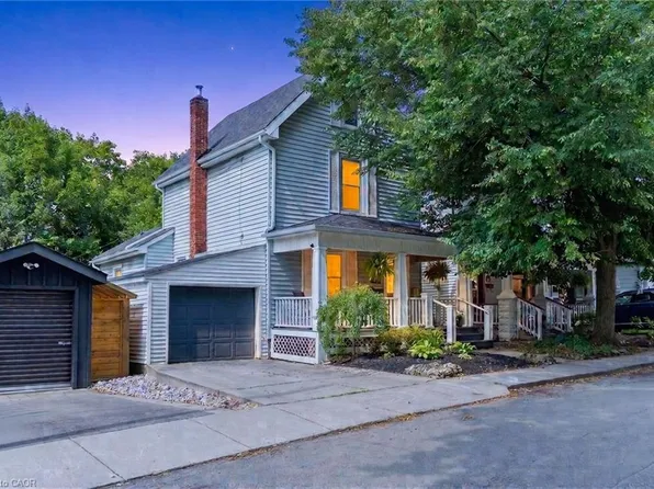 16 Witherspoon St, Hamilton, ON L9H 2C6