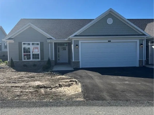 Bm 1b Mia Dr, Uniontown, PA 15401