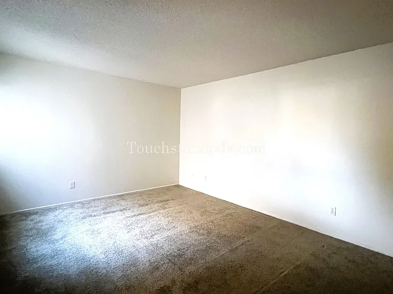 5802 SE Milwaukie Ave #3 — Photo 13